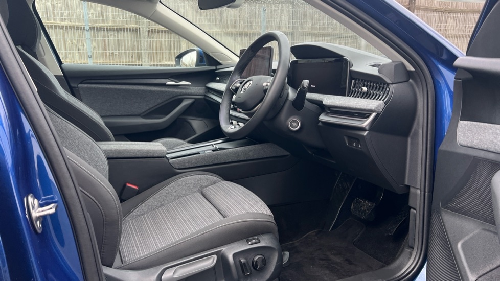 Used Skoda Superb 2025 for sale - 76999270: Photo 26