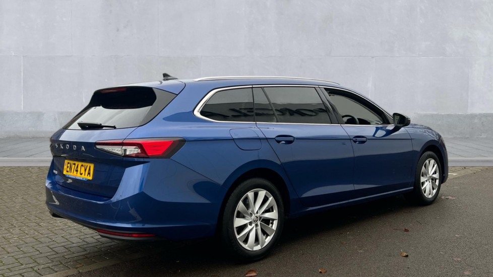 Used Skoda Superb 2025 for sale - 76999270: Photo 8