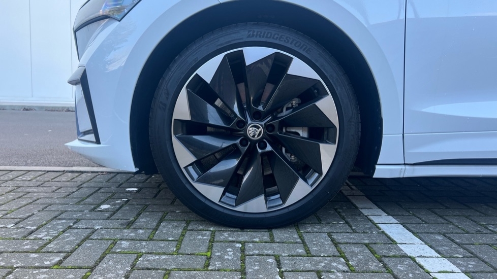 Used Skoda Enyaq 2025 for sale - 76868306: Photo 19