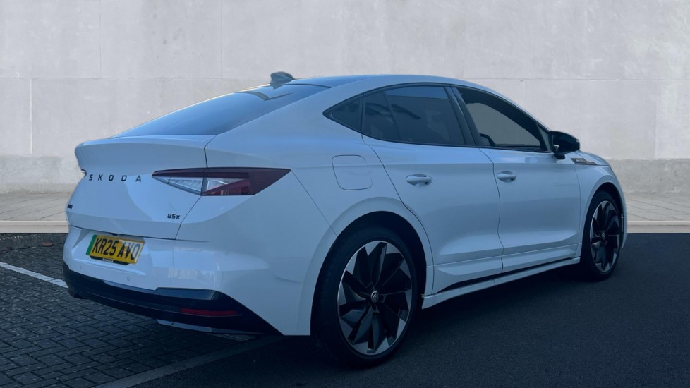 Used Skoda Enyaq 2025 for sale - 76868306: Photo 8