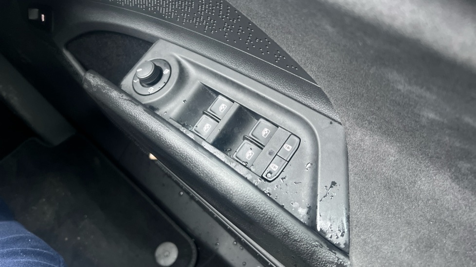 Used Skoda Enyaq 2025 for sale - 76796533: Photo 38