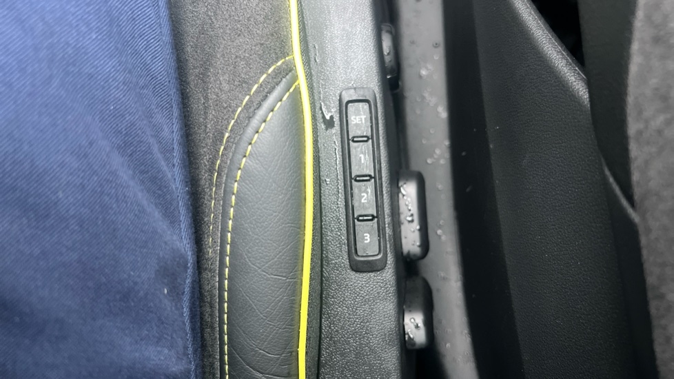 Used Skoda Enyaq 2025 for sale - 76796533: Photo 46