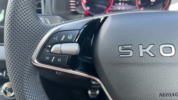 Used Skoda Karoq 2025 for sale - 75467769: Photo 22