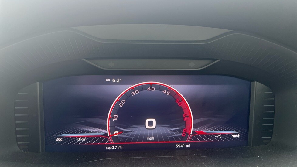 Used Skoda Karoq 2025 for sale - 76458888: Photo 13