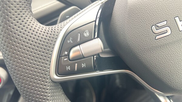 Used Skoda Superb 2025 for sale - 75468085: Photo 30