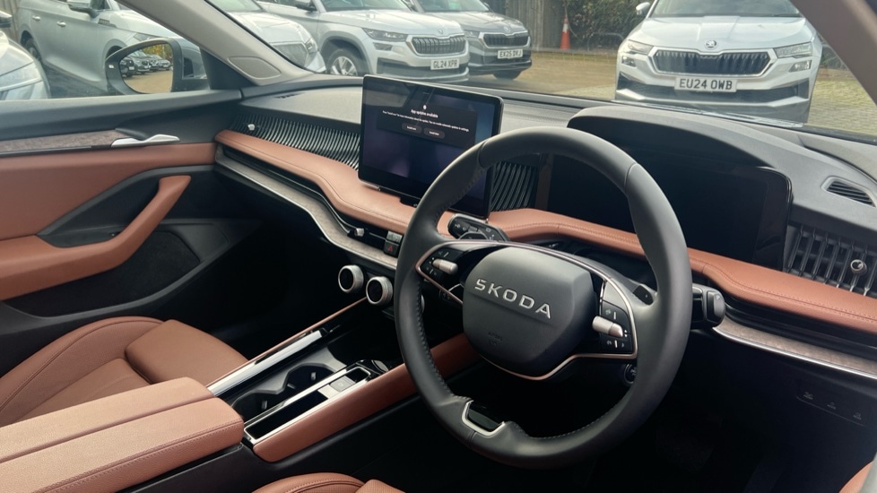 Used Skoda Superb 2025 for sale - 76870609: Photo 6
