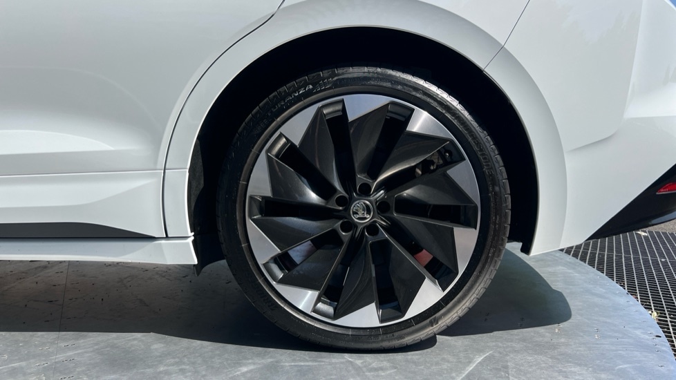 Used Skoda Enyaq 2025 for sale - 76096003: Photo 19