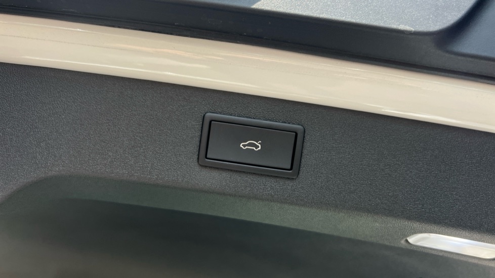 Used Skoda Enyaq 2025 for sale - 76096003: Photo 33