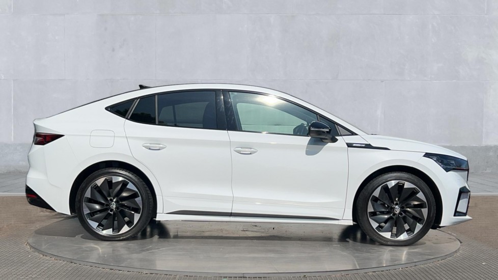 Used Skoda Enyaq 2025 for sale - 76096003: Photo 4