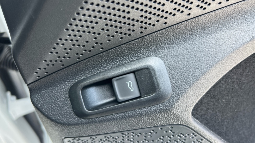 Used Skoda Enyaq 2025 for sale - 76096003: Photo 41