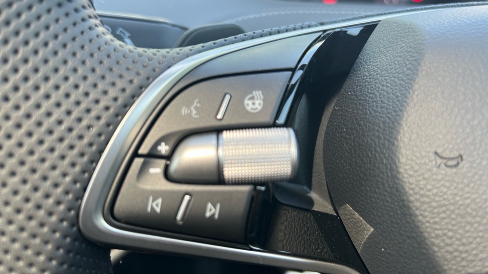 Used Skoda Enyaq 2025 for sale - 76096003: Photo 63