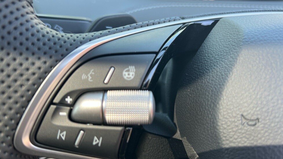 Used Skoda Enyaq 2025 for sale - 76096003: Photo 81