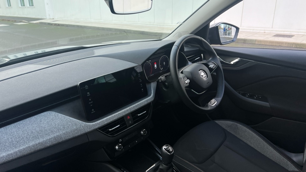 Used Skoda Kamiq 2024 for sale - 76872587: Photo 2