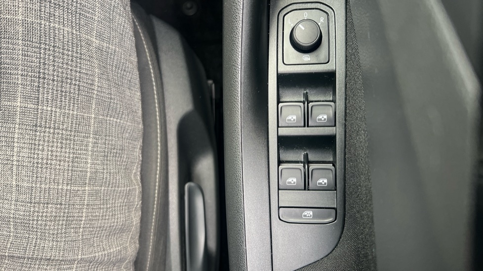 Used Skoda Kamiq 2024 for sale - 76872587: Photo 35