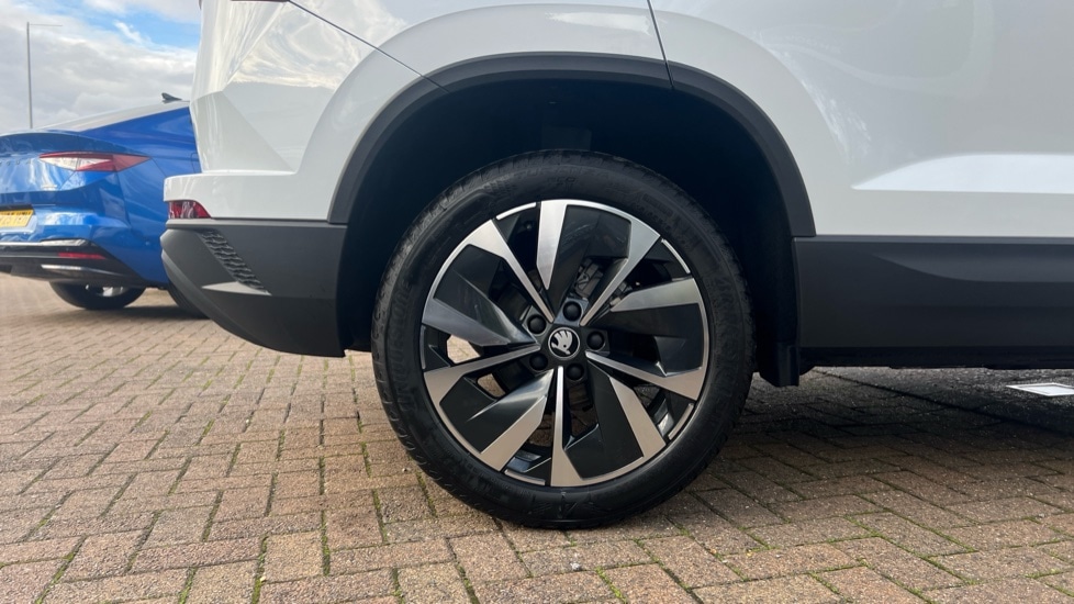 Used Skoda Karoq 2025 for sale - 76873543: Photo 5