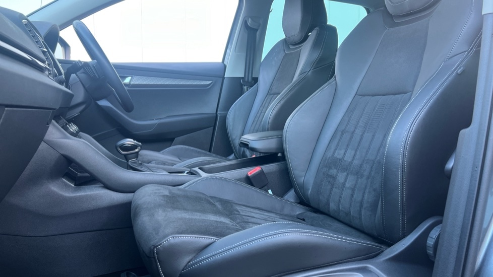 Used Skoda Karoq 2024 for sale - 76640253: Photo 28