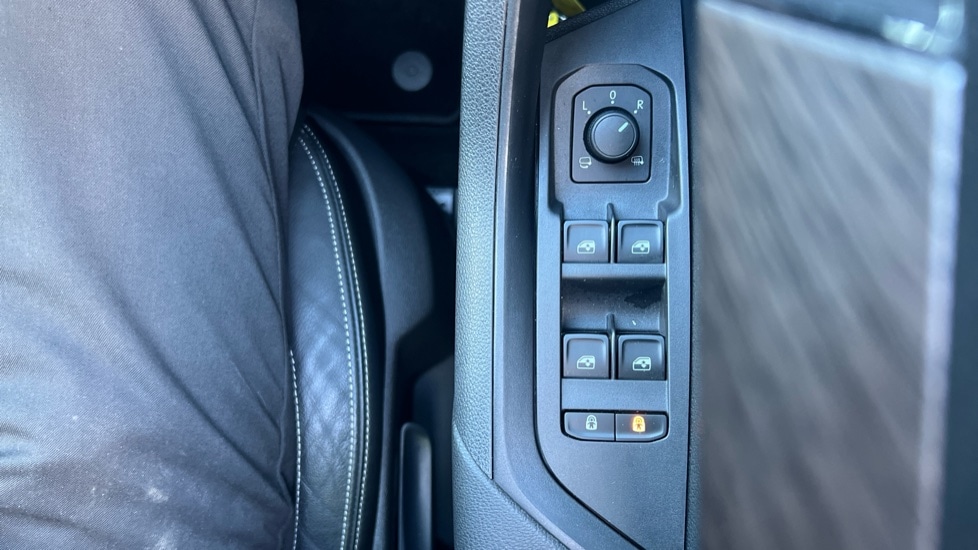 Used Skoda Karoq 2024 for sale - 76640253: Photo 36