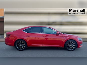 Used Skoda Superb 2016 for sale - 75702517: Photo
