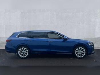 Used Skoda Superb 2025 for sale - 76539870: Photo