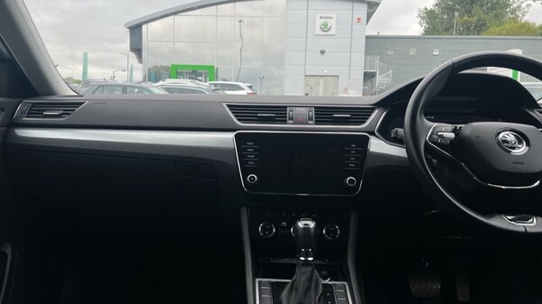 Used Skoda Superb 2023 for sale - 76297408: Photo 12