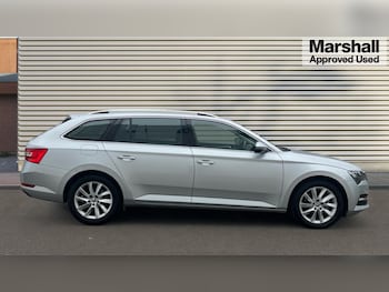 Used Skoda Superb 2023 for sale - 76297408: Photo 2