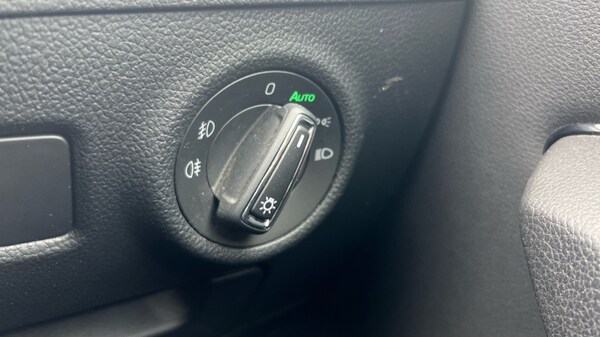 Used Skoda Superb 2023 for sale - 76297408: Photo 32