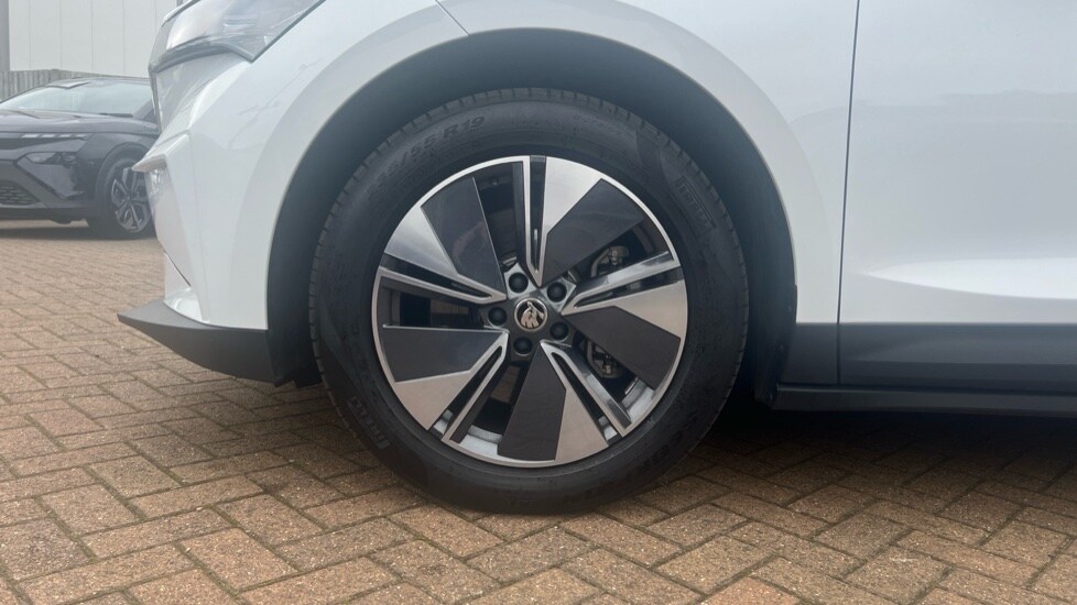 Used Skoda Enyaq 2024 for sale - 76146168: Photo 19