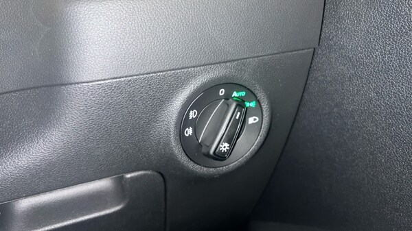 Used Skoda Karoq 2025 for sale - 75467239: Photo 36