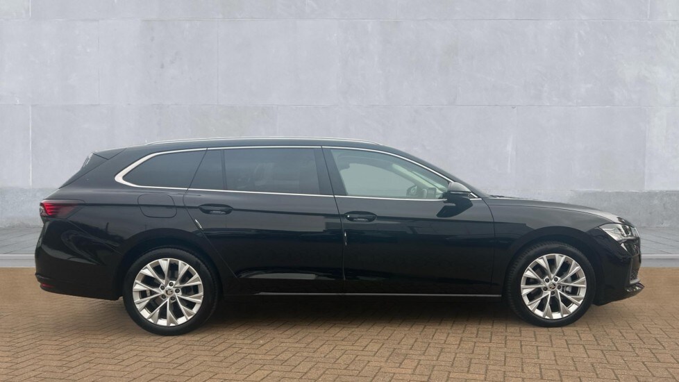 Used Skoda Superb 2025 for sale - 76196041: Photo 4