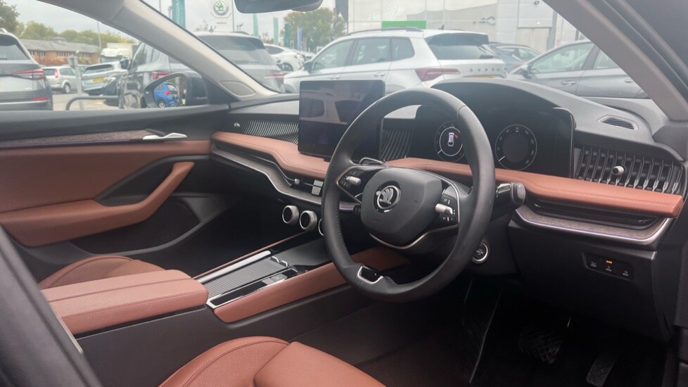 Used Skoda Superb 2025 for sale - 76196041: Photo 6