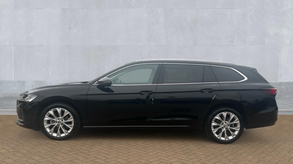 Used Skoda Superb 2025 for sale - 76196041: Photo 9