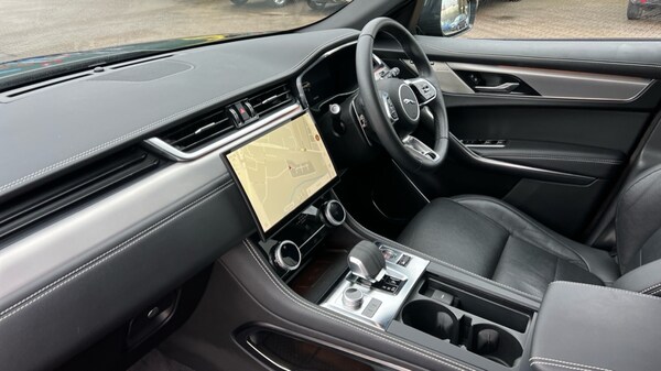 Used Jaguar F-Pace 2023 for sale - 75467265: Photo 10