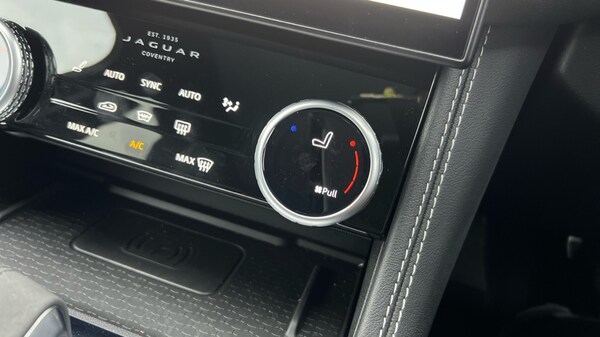 Used Jaguar F-Pace 2023 for sale - 75467265: Photo 28