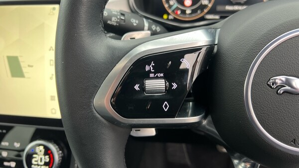 Used Jaguar F-Pace 2023 for sale - 75467265: Photo 29