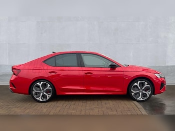 Used Skoda Octavia 2025 for sale - 76942938: Photo