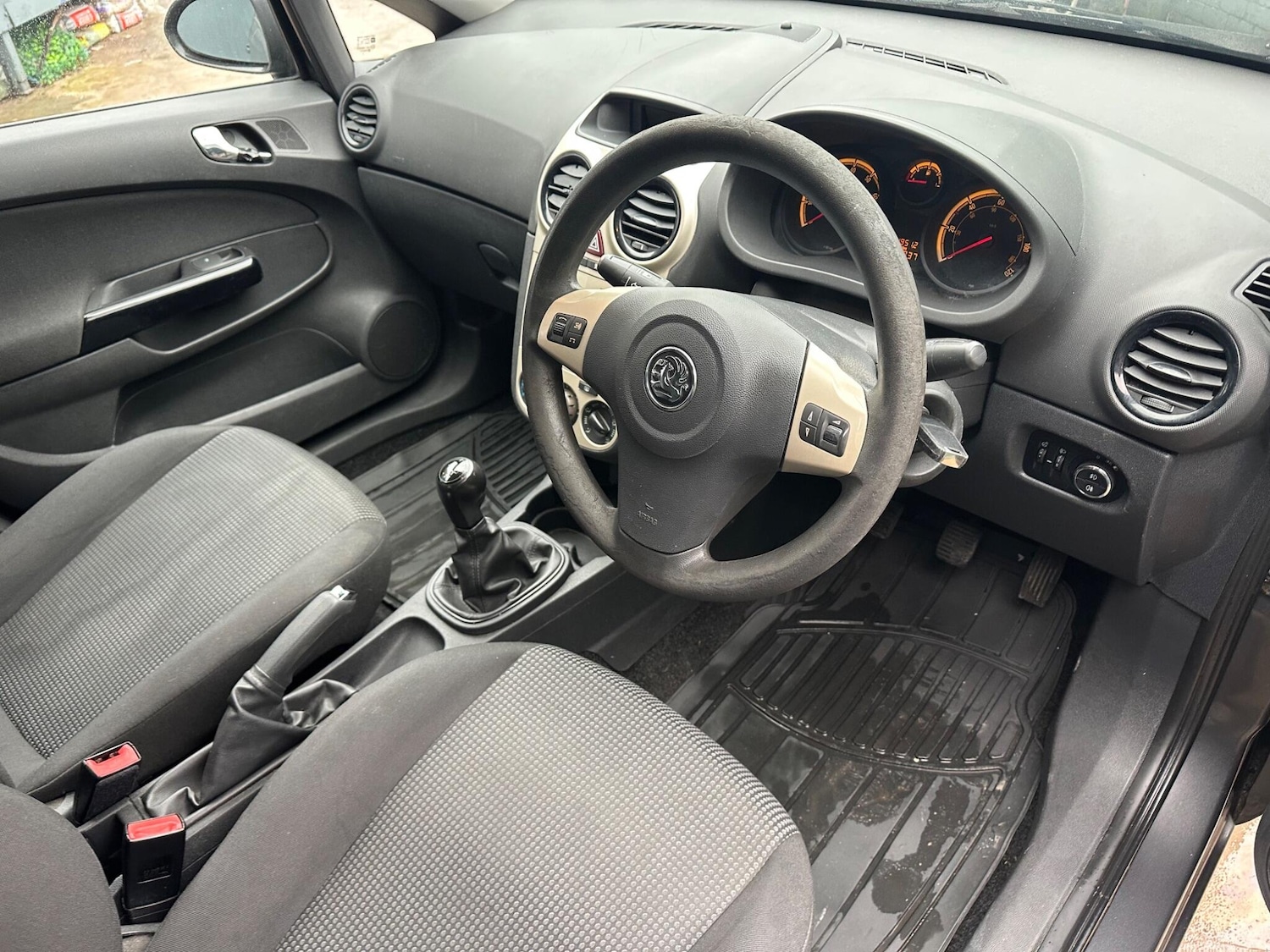 Used Vauxhall Corsa 2010 for sale - 77255517: Photo 24