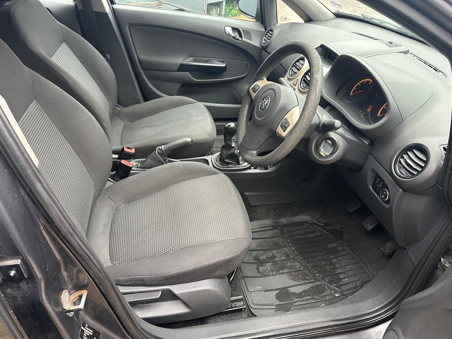 Used Vauxhall Corsa 2010 for sale - 77255517: Photo 25