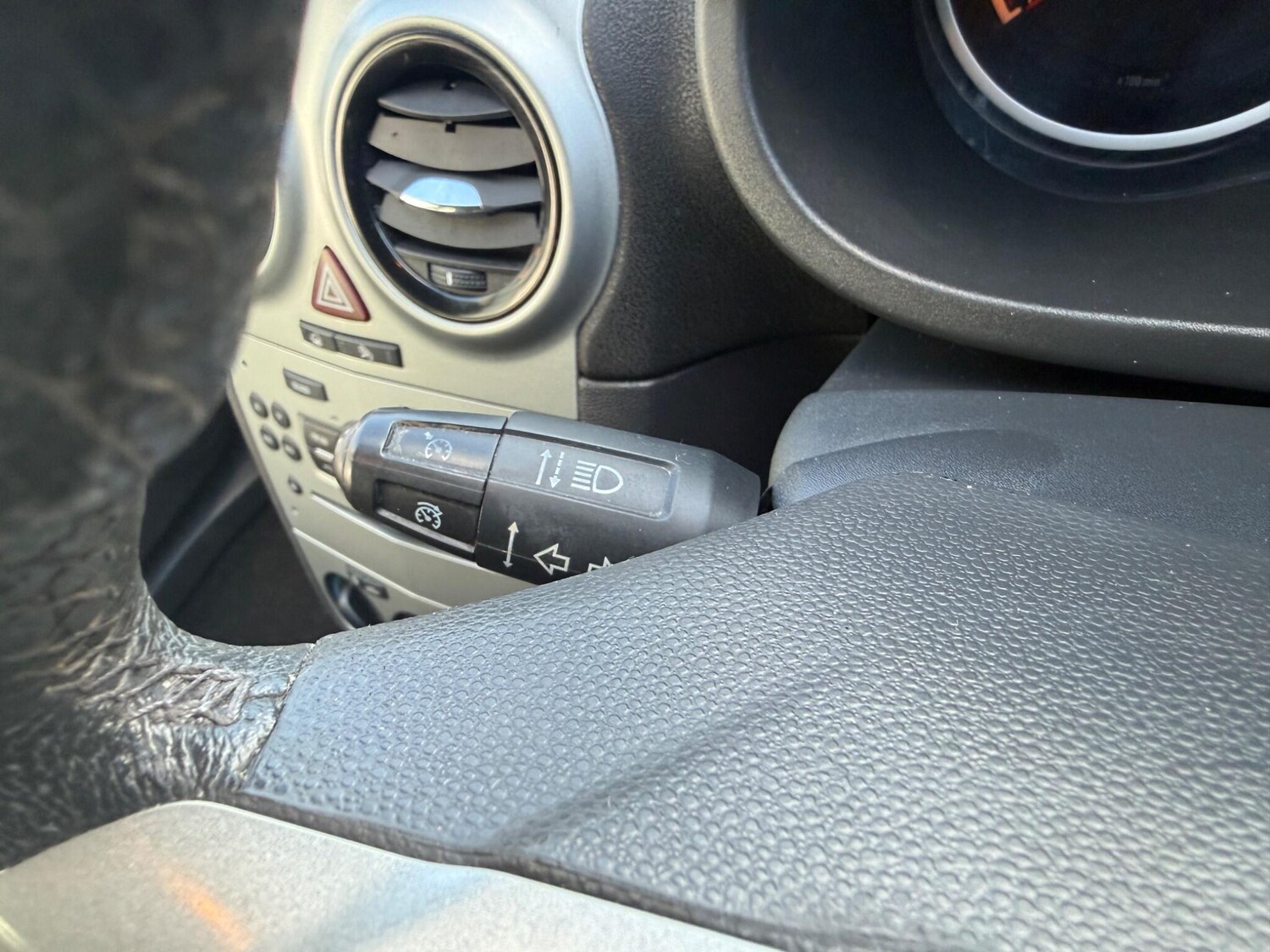 Used Vauxhall Corsa 2010 for sale - 77574908: Photo 30