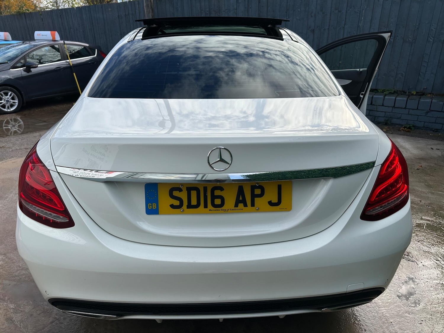 Used Mercedes-Benz C Class 2016 for sale - 76850207: Photo 26