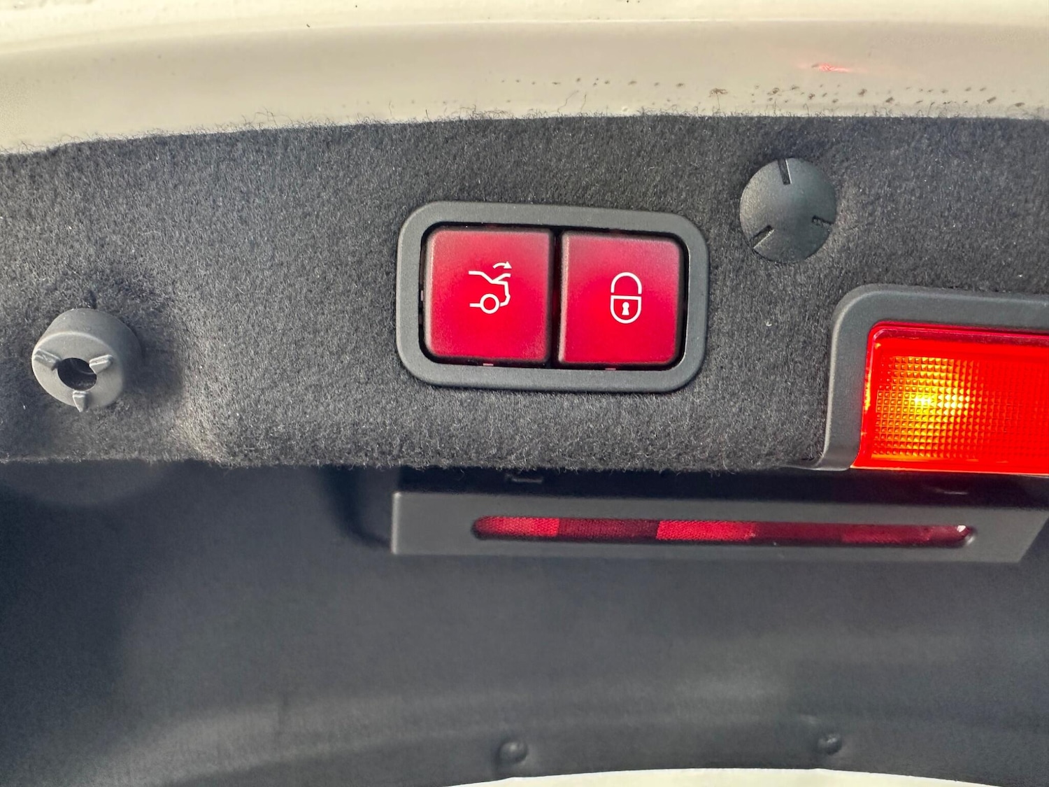 Used Mercedes-Benz C Class 2016 for sale - 76850207: Photo 27