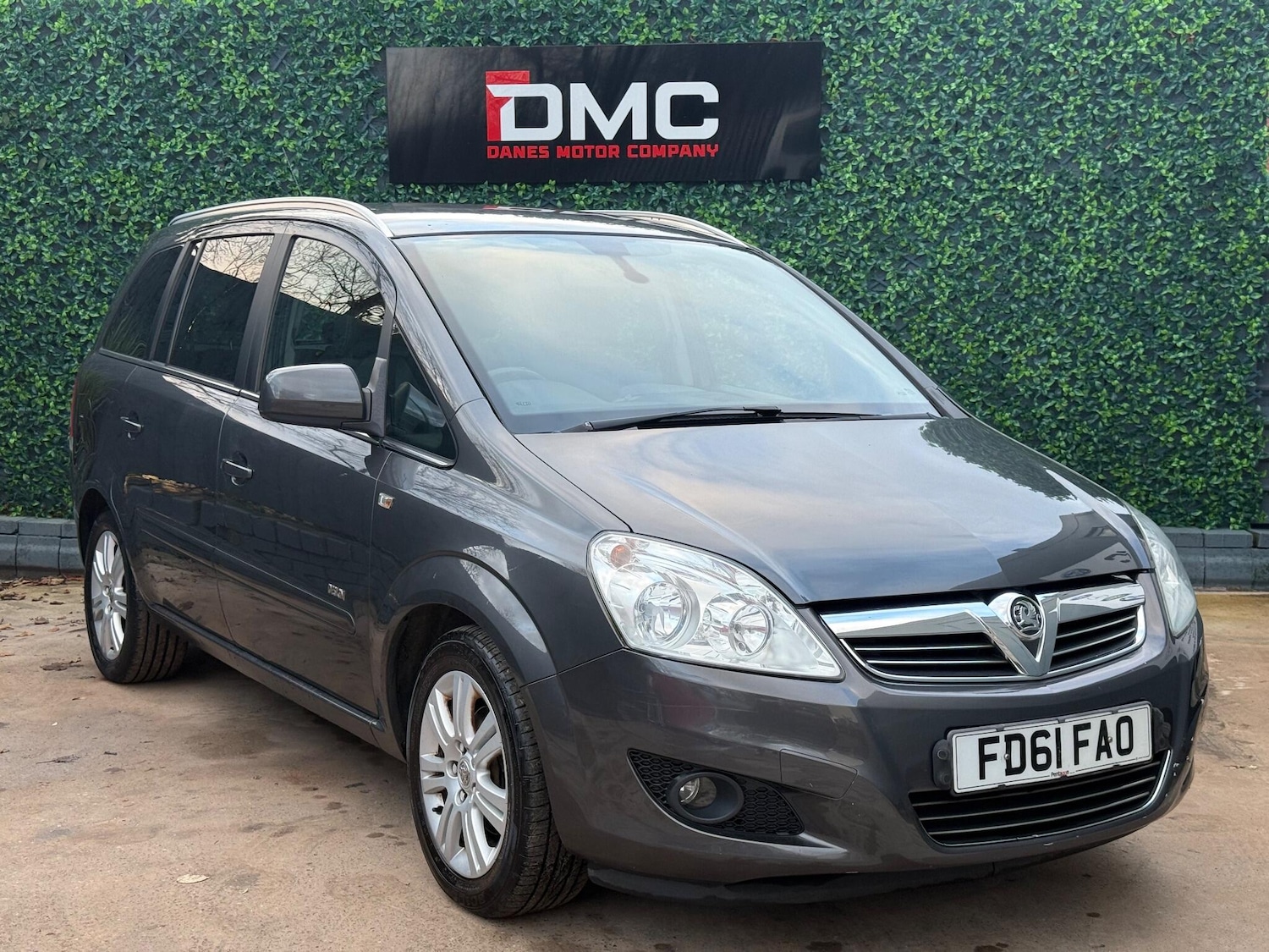 Used Vauxhall Zafira 2012 for sale - 76898362: Photo 1