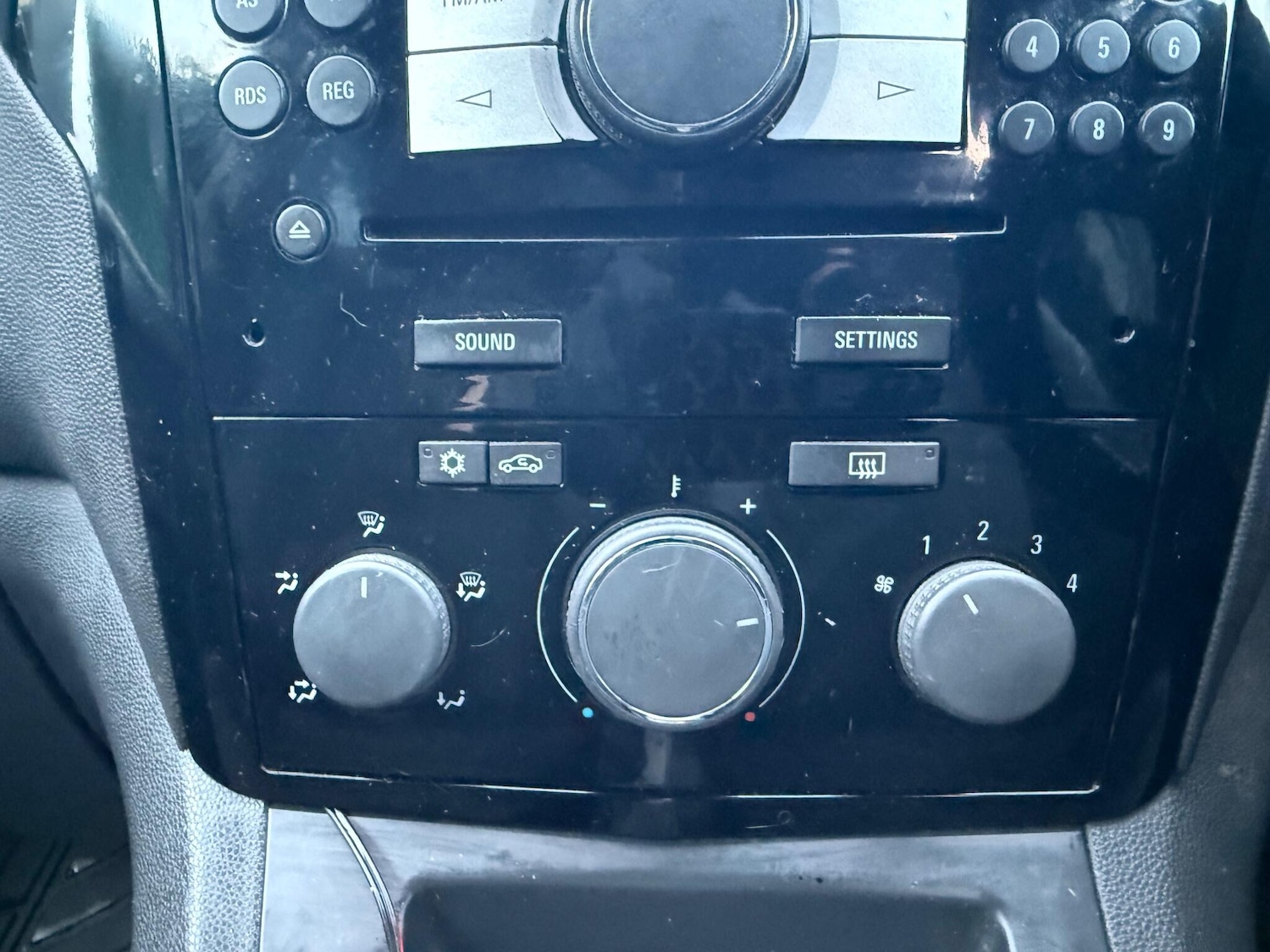 Used Vauxhall Zafira 2012 for sale - 76898362: Photo 30