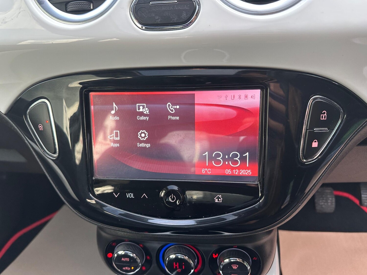 Used Vauxhall ADAM 2014 for sale - 76832535: Photo 25