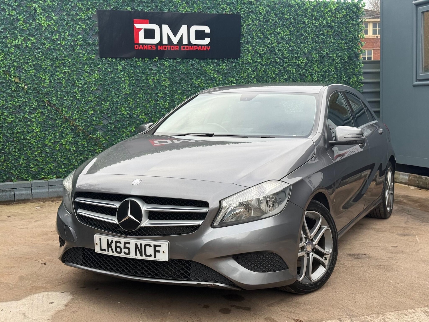 Used Mercedes-Benz A-Class 2015 for sale - 77646958: Photo 2