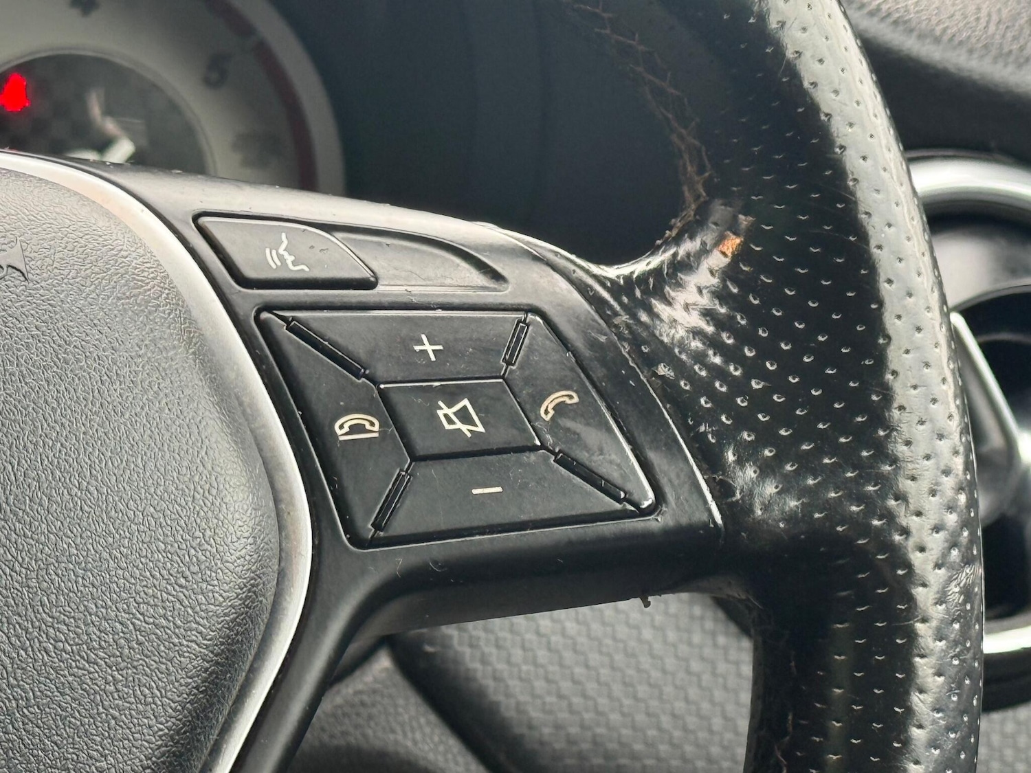 Used Mercedes-Benz A-Class 2015 for sale - 77646958: Photo 22