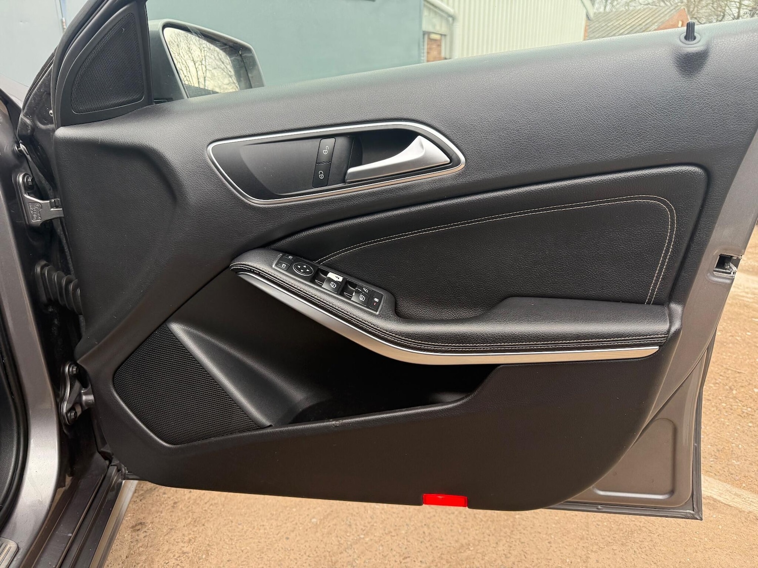 Used Mercedes-Benz A-Class 2015 for sale - 77646958: Photo 31