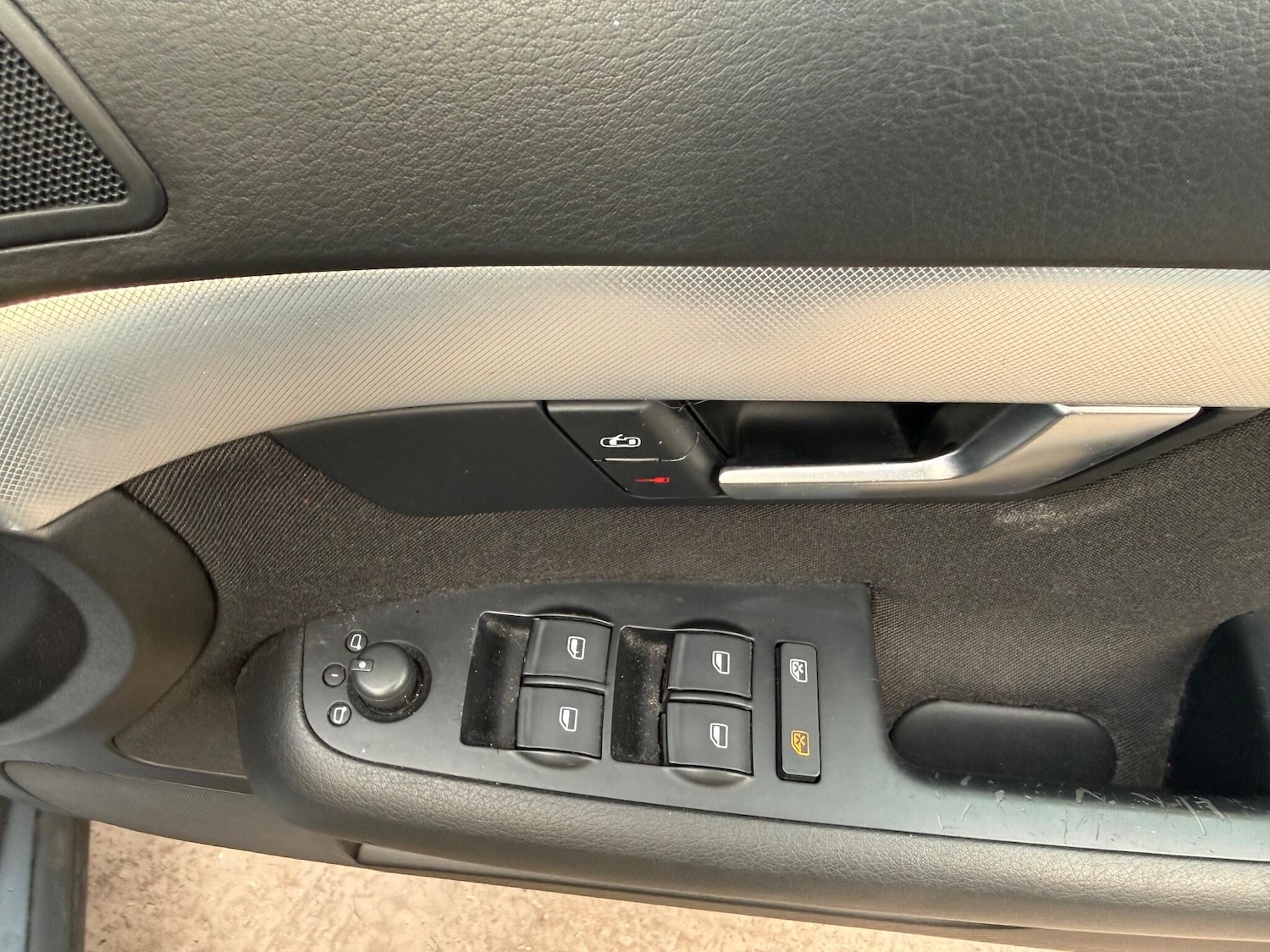 Used Audi A4 2007 for sale - 77331280: Photo 28