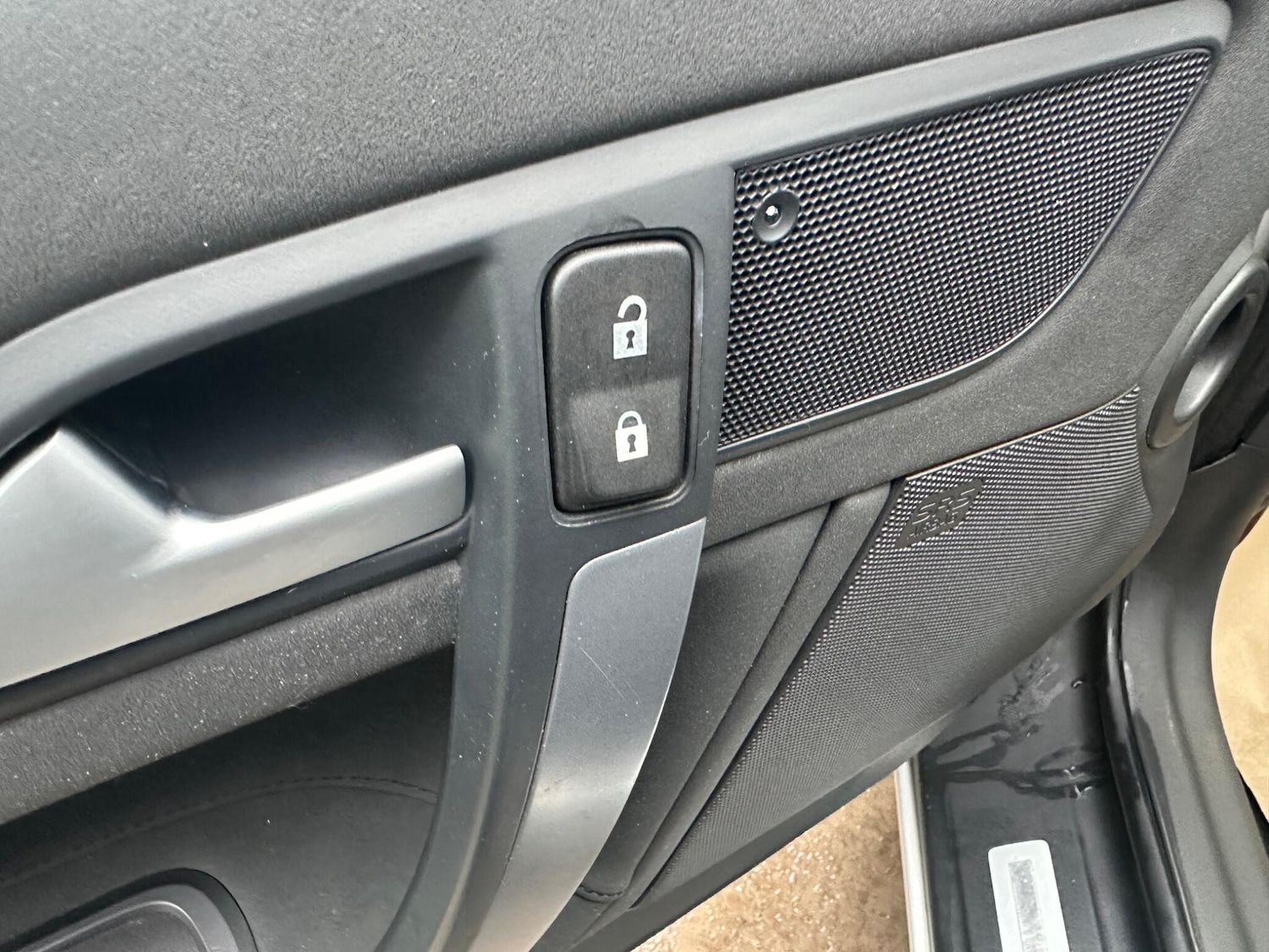 Used Volvo C70 2008 for sale - 77278746: Photo 30