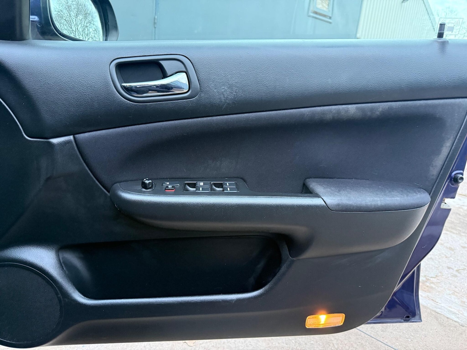 Used Honda Accord 2004 for sale - 76899480: Photo 27