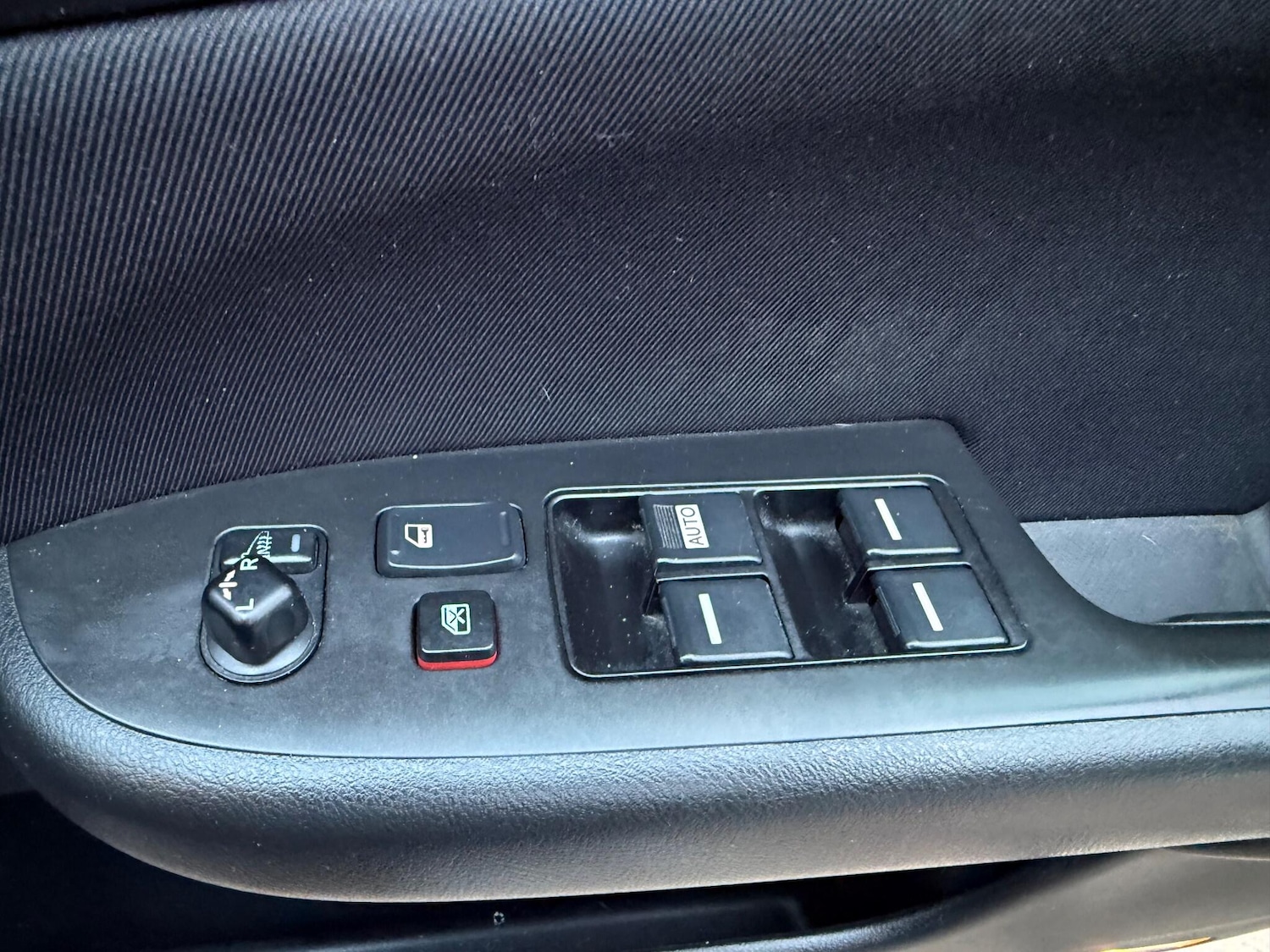 Used Honda Accord 2004 for sale - 76899480: Photo 28